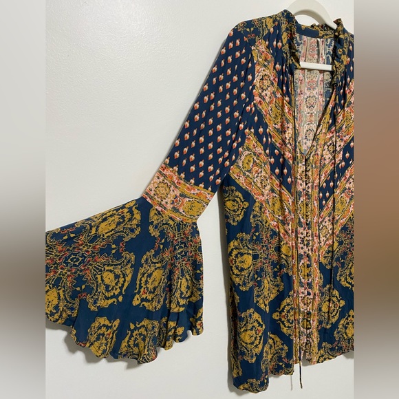 Free People Bell Sleeve Tunic - Picture 1 of 4
